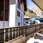 Haus Luchre Mit Matterhornblick Διαμέρισμα *
